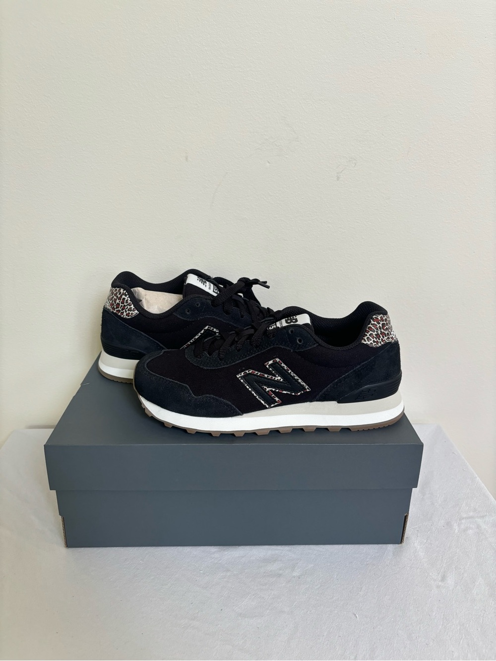 New Balance 515 Suede Sneakers Black Leopard Print Size 6 B Womens NWB